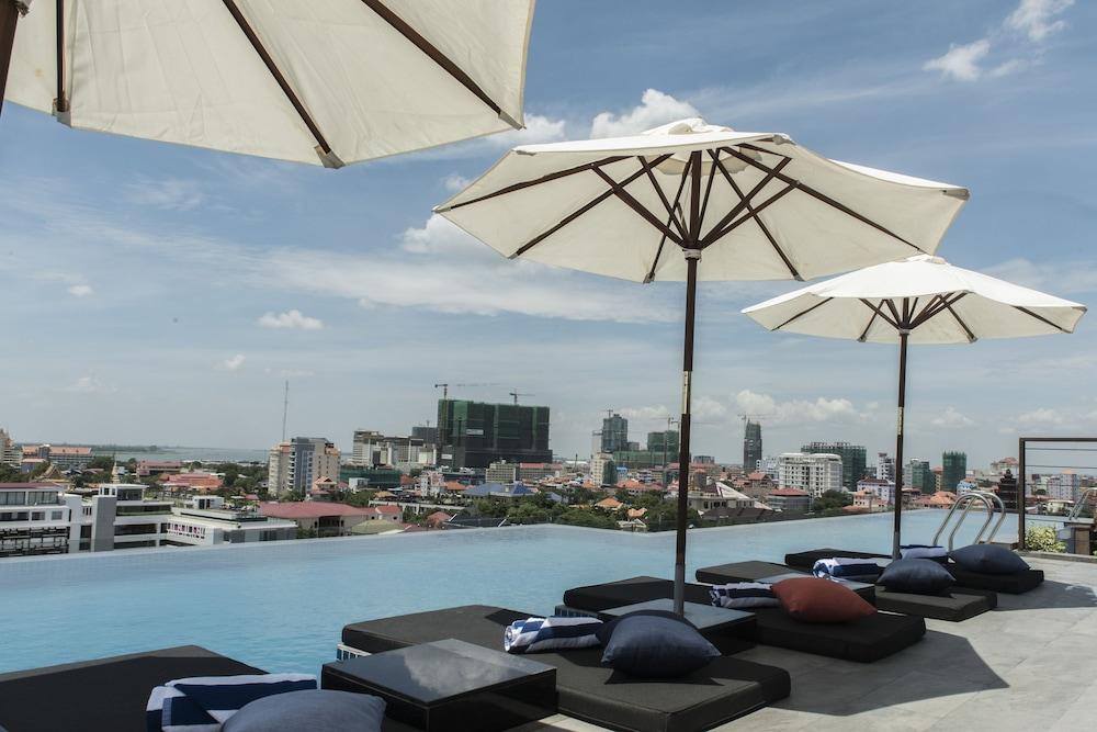 Aquarius Hotel And Urban Resort Phnom Penh Ngoại thất bức ảnh